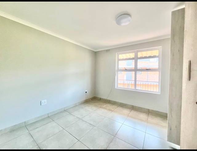 1 BEDROOM APARTMENT FOR SALE IN CHASE VALLEY